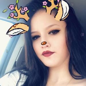 Meet your Posher, Thalia